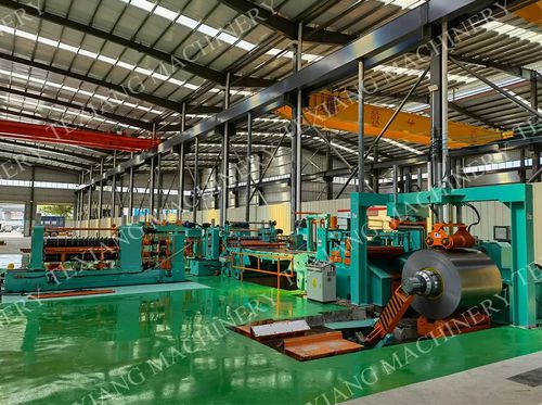 Metallband-Längsteilanlage -  FOSHAN TE XIANG MACHINERY CO., LTD - bandgespeist
