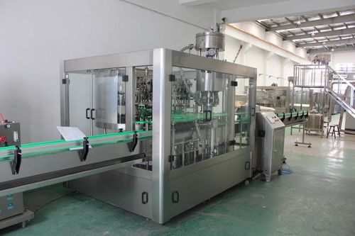 Flaschen-Spül, -Füll und -Verschließmaschine / für Getränke - GCSD series - Zhangjiagang TIE Machinery Co., Ltd. - für Glasflaschen / für kohlensäurehaltige Getränke / automatisch