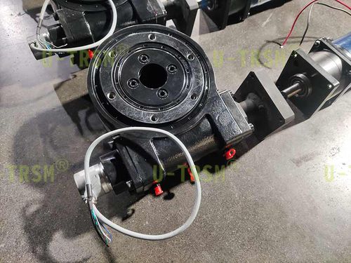 Schwenktrieb mit Schnecke - SE5 - Unique Transmission Equipment(Luoyang)Co., LTD - kompakt