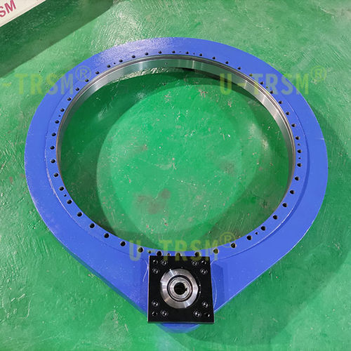 Schwenktrieb - S-II-O-0941 - Unique Transmission Equipment(Luoyang)Co., LTD