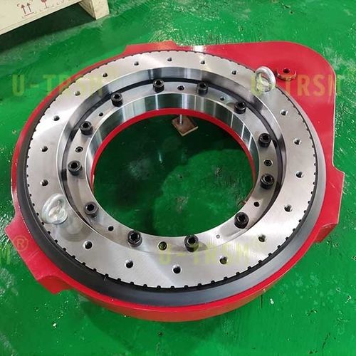 Schwenktrieb - S-III-O-0510 - Unique Transmission Equipment(Luoyang)Co., LTD