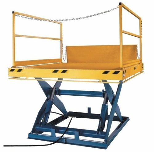 Scherenhubtisch - DOCK-LIFT™ series - Nordock Inc. - hydraulisch / festinstalliert / für Laderampen