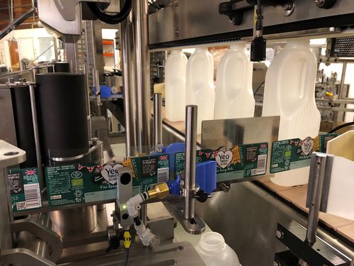 Automatische Etikettiermaschine - Sovereign Labelling Machines Limited - für Flaschen / für die Lebensmittel- und Getränkeindustrie / für die Abfüllindustrie