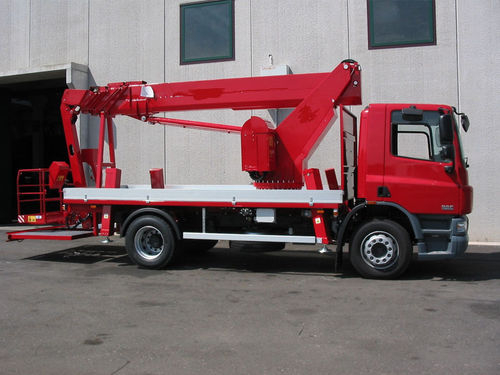Traktormontierte Hubarbeitsbühne - SCJ16 - Safi Group srl - LKW-montiert / elektro-hydraulisch / für die Landwirtschaft