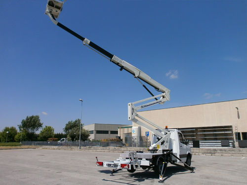 Traktormontierte Hubarbeitsbühne - SCA 22 - Safi Group srl - LKW-montiert / elektro-hydraulisch / für die Landwirtschaft