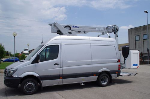 Hubarbeitsbühne auf Transporter - SCJ 14 - Safi Group srl - traktormontiert / elektro-hydraulisch / für die Landwirtschaft