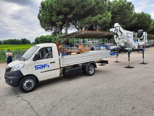 Traktormontierte Hubarbeitsbühne - Safi Group srl - LKW-montiert / für Industrieanwendungen / für die Landwirtschaft