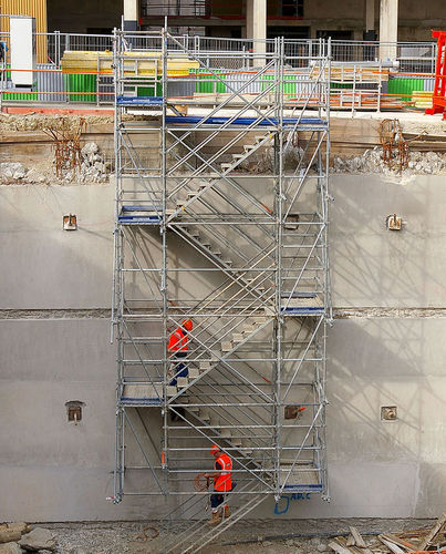 Gerade Treppe - Entrepose Echafaudages - Metall / vergittert / für Baustellen