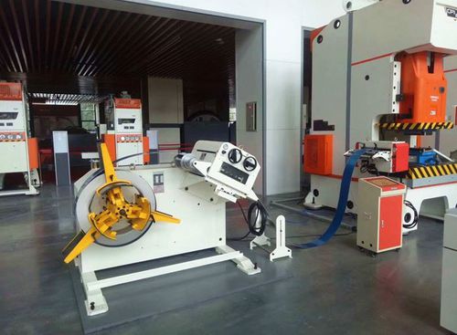 Mechanische Pressenstraße - Shenzhen Sunrui Machinery Co., Ltd. - elektrisch / Druckluft / Form