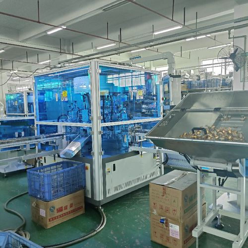 Dreh-Schraubverschlussanlage - SZZ-109 - Shenzhen xinzhong plastic - pneumatisch / anschraubbar / Mehrkopf