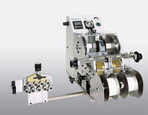 Heiß-Markiermaschine - Komax 26 - Komax AG - Tisch