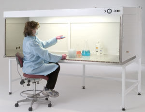 Kabine / horizontaler Laminar-Flow - 1 118 x 1 600 mm  - Terra Universal Inc.