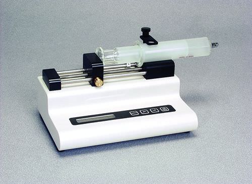 Infusionspumpe - 0.0005 - 140 ml, RoHS | Legato 200 - KDS - Zwei-Spritzen / für Chemikalien / schrittmotorgesteuert