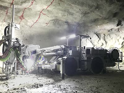 Multifunktions-Bohrgerät - JTH2100A-F - Furukawa Rock Drill - auf Rädern / Imloch / hydraulisch