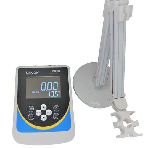 PH-Messgerät / Tisch - ION 700 - OAKTON - Labor / digital / mit automatischem Temperaturausgleich