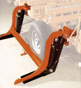 LKW-montierter Holzladekran - Wood-Mizer