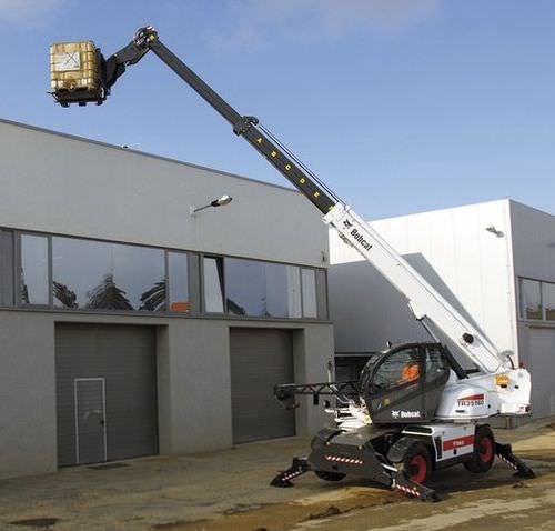 Kompakter Teleskoplader - TR38160 EVO - BOBCAT - mit drehbarem Oberwagen