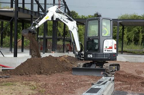 Minibagger - E25 - BOBCAT - auf Raupen / Tier 4 Final / für Baustellen