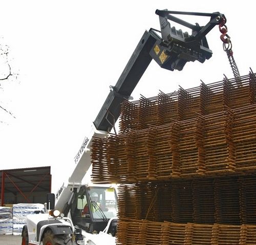 Schwenkkran für Gabelstapler - BOBCAT - für Hubanwendungen / dreiwinkelig
