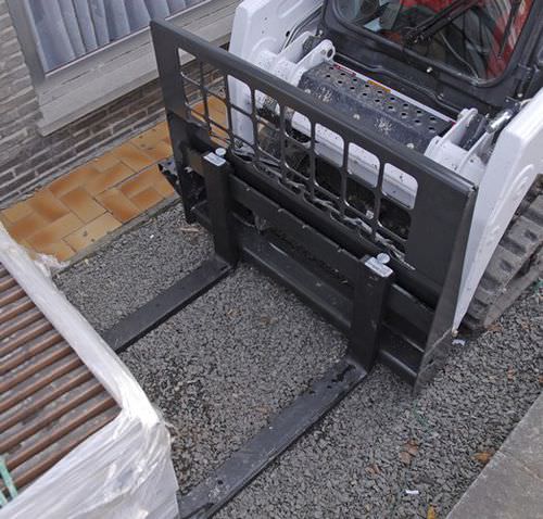 Regelbare Palettengabel - BOBCAT - für Kompaktlader / Stahl