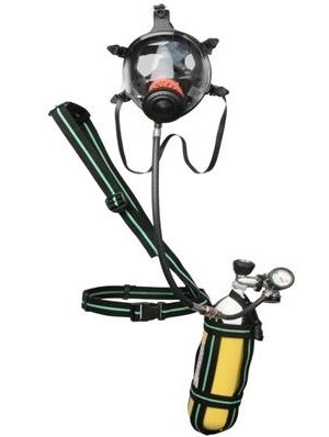Helm mit Atemluftzufuhr - 30 l/min, 300 bar | BVF/A 1303 - Spasciani