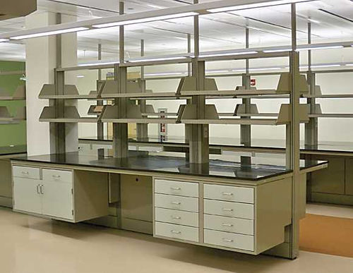 Arbeitsplatz für Labor - ALPHA - Kewaunee Scientific Corporation - Modular / mit Trennwand