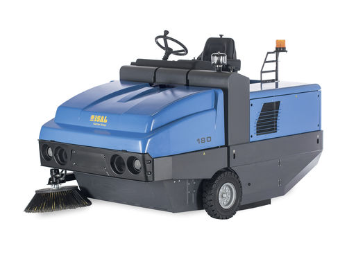 Aufsitzkehrmaschine - 180 D - 180 GPL - 180DK-4 - ISAL srl - Diesel / für Außenbereich