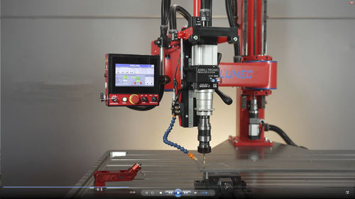 Bohr- und Gewindeschneidmaschine / CNC - DRILLTRONIC DTM VAPS-Z - VOLUMEC® & EASYARM - vertikal / Gelenkarm