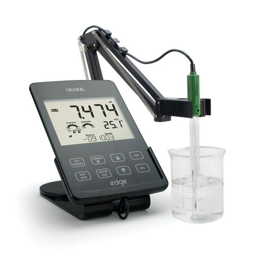 Tragbares pH-Messgerät - HI2020-01 edge® - NEURTEK - Tisch / wandmontiert / Labor