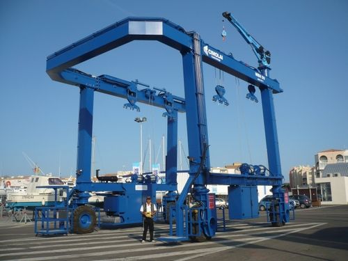 Travel Lift - MBH 50 - 31 - CIMOLAI TECHNOLOGY