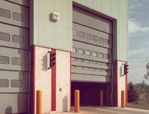 Falthebetor - Multiplex - Wilcox Door Service Inc - für Außenbereich / Industrie / windfest