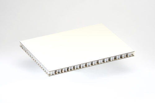 Polypropylen-Wabenkern-Sandwichplatte - COMPOCEL® HP - Cel Components S.r.l. - Kunststofflaminat-Deckplatte / für Innenausbau / für Trennwand