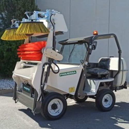 Mechanische Kehrmaschine / Aufsitz - BA-1750-AC - Piquersa Maquinaria, S.A. - Diesel / Straßen