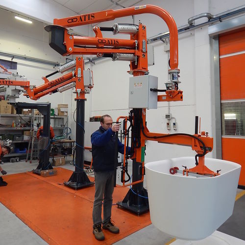 Pneumatischer Manipulator - Atismirus 300 - ATIS s.r.l. - mit Greifsystem / mit Saugnapf / zum Laden