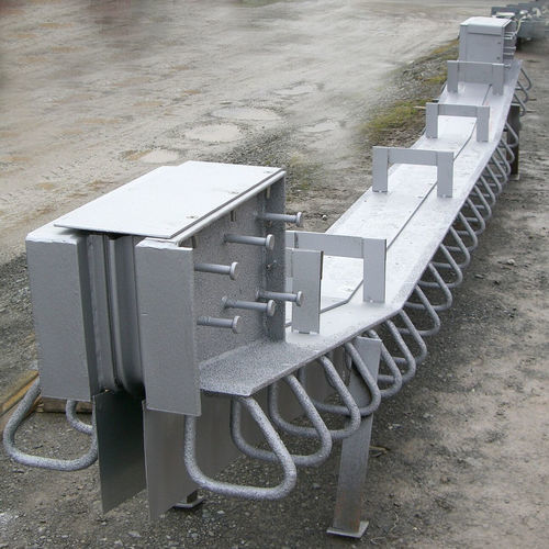 Stahl-Dehnungsfuge - TENSA-RAIL RSU - mageba - quadratisch / Muffen / für Brückenbau