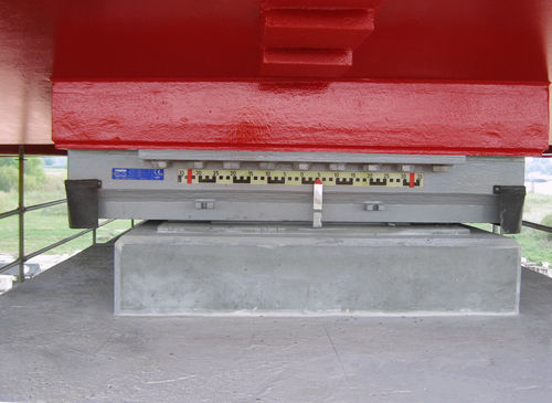 Sphärisches Gleitlager - mageba - PTFE / kompakt / wartungsfrei