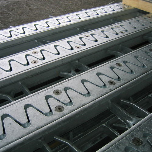 Stahl-Dehnungsfuge - TENSA-GRIP RB - mageba - quadratisch / für Baustellen
