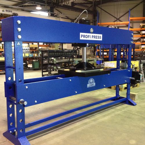 Maßgefertigte Presse - RHTC BV - hydraulisch / motorisiert / Form