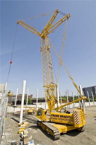 Teleskopkran - 4400 G  - SENNEBOGEN Maschinenfabrik GmbH - auf Raupen / Ausleger / Gitter