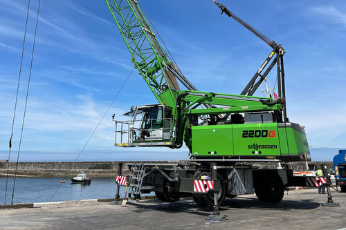 Hafenkran - 2200 G - SENNEBOGEN Maschinenfabrik GmbH - mit Eigenantrieb / Ausleger / Gitter