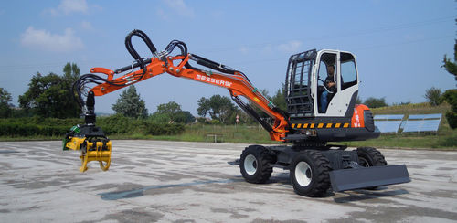 Gelenkausleger-Holzladekran - CF-80 W4 - Messersì S.p.A. - mobil