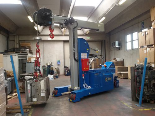 Mobiler Kran - MINIDREL 120S - Gruniverpal S.r.l. - Ausleger / Teleskop / mit Gelenk