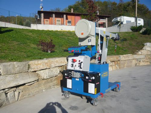 Mobiler Kran - GB 300 - Gruniverpal S.r.l. - Ausleger / Teleskop / Schnellmontage