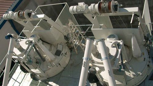 Festinstallierte Betonmischanlage - Ammann - mit Doppelchassis
