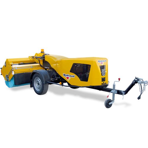 Anhängermontierte Kehrmaschine - TRAKNET 2100A - RABAUD - hydraulisch / Diesel / Benzin