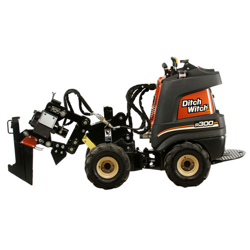 Handgeführter Vibrationspflug - ZAHN®  - The Charles Machine Works, Inc