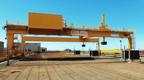 Portalkran für Lagerhallen - RMG - Künz GmbH - automatisiert