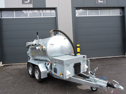 Mobile Absauganlage - M-VAC 2000 - Altro-Tec GbR - mit Vakuumpumpe
