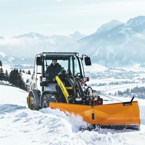 V-förmiger Schneepflug - V series  - Kugelmann Maschinenbau e.K.