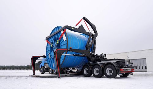 Kabeltrommel-Hebesystem - Hammar - hydraulisch / für Transport / für Spulen
